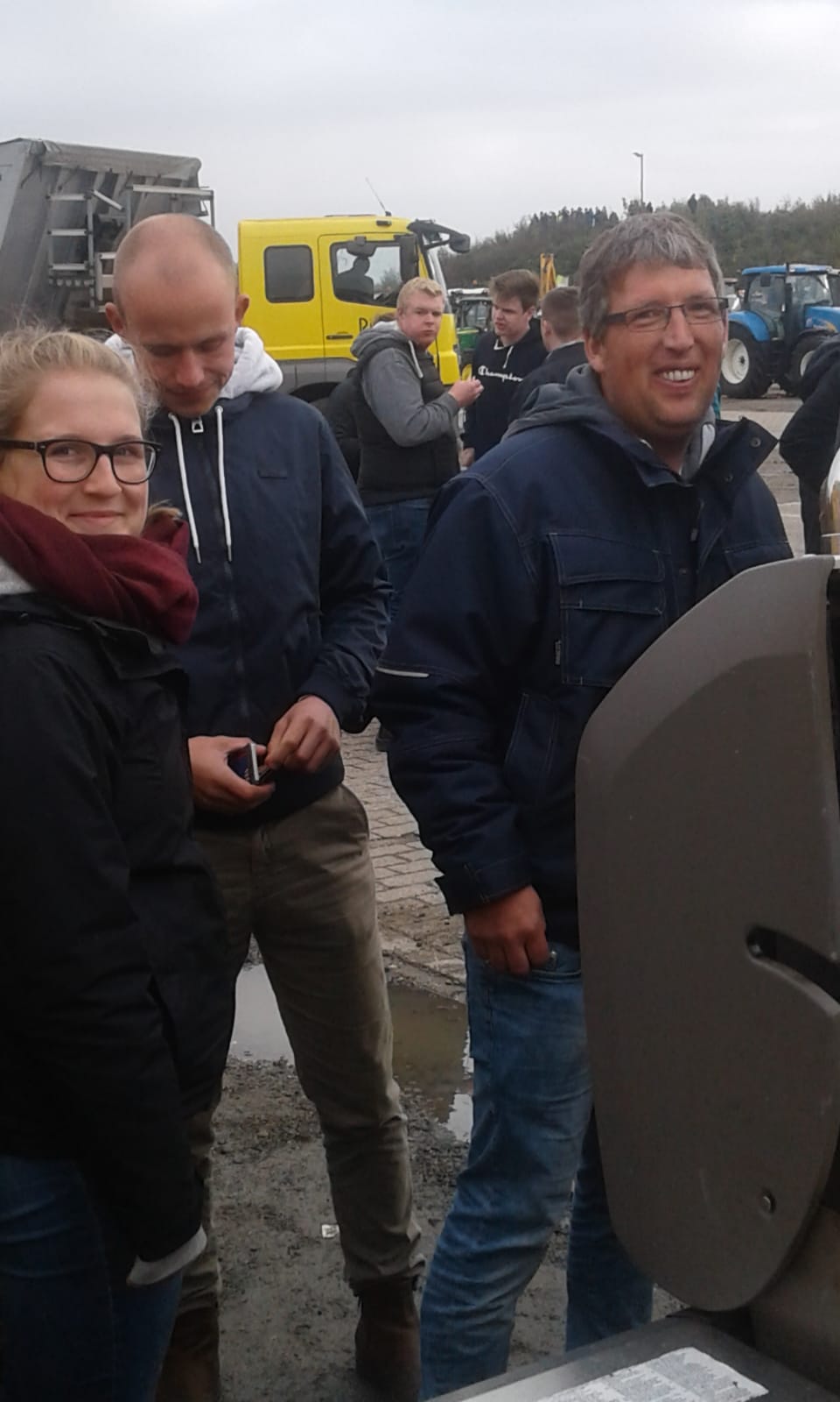 newsimages/50-Trecker demo6.jpg